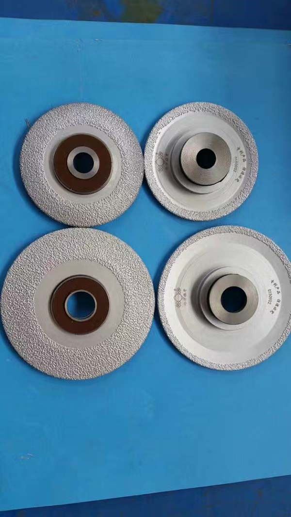 钎焊金刚石车加工斜面减震磨盘